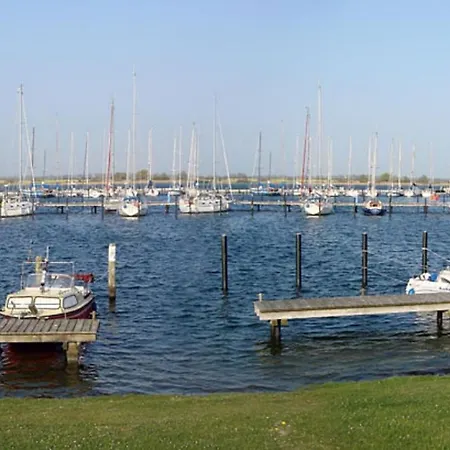 54 Im Fritz-bleyl-weg 14 Og Links * Burg auf Fehmarn